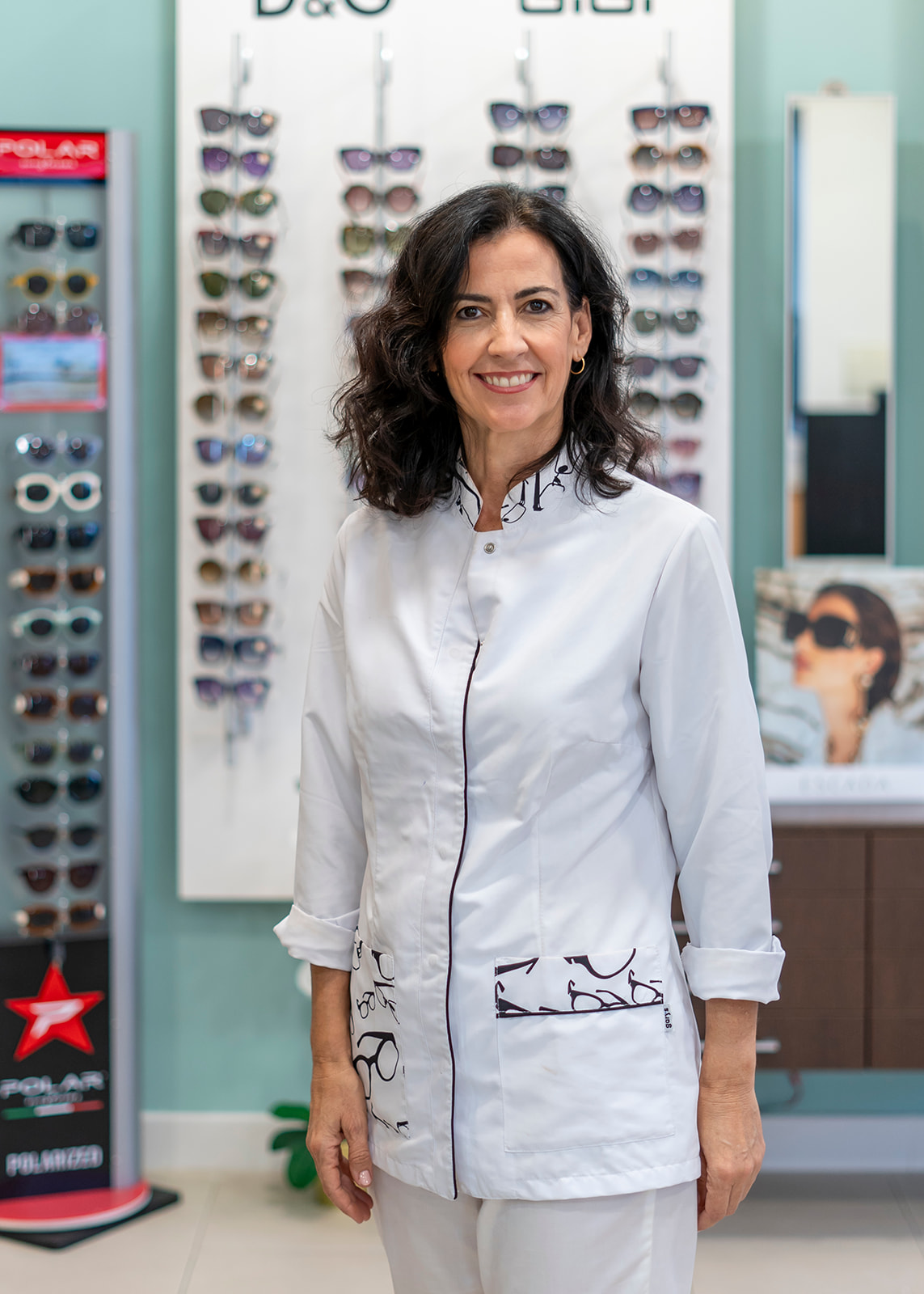 Maria Isabel, equipo de Optica Curiel